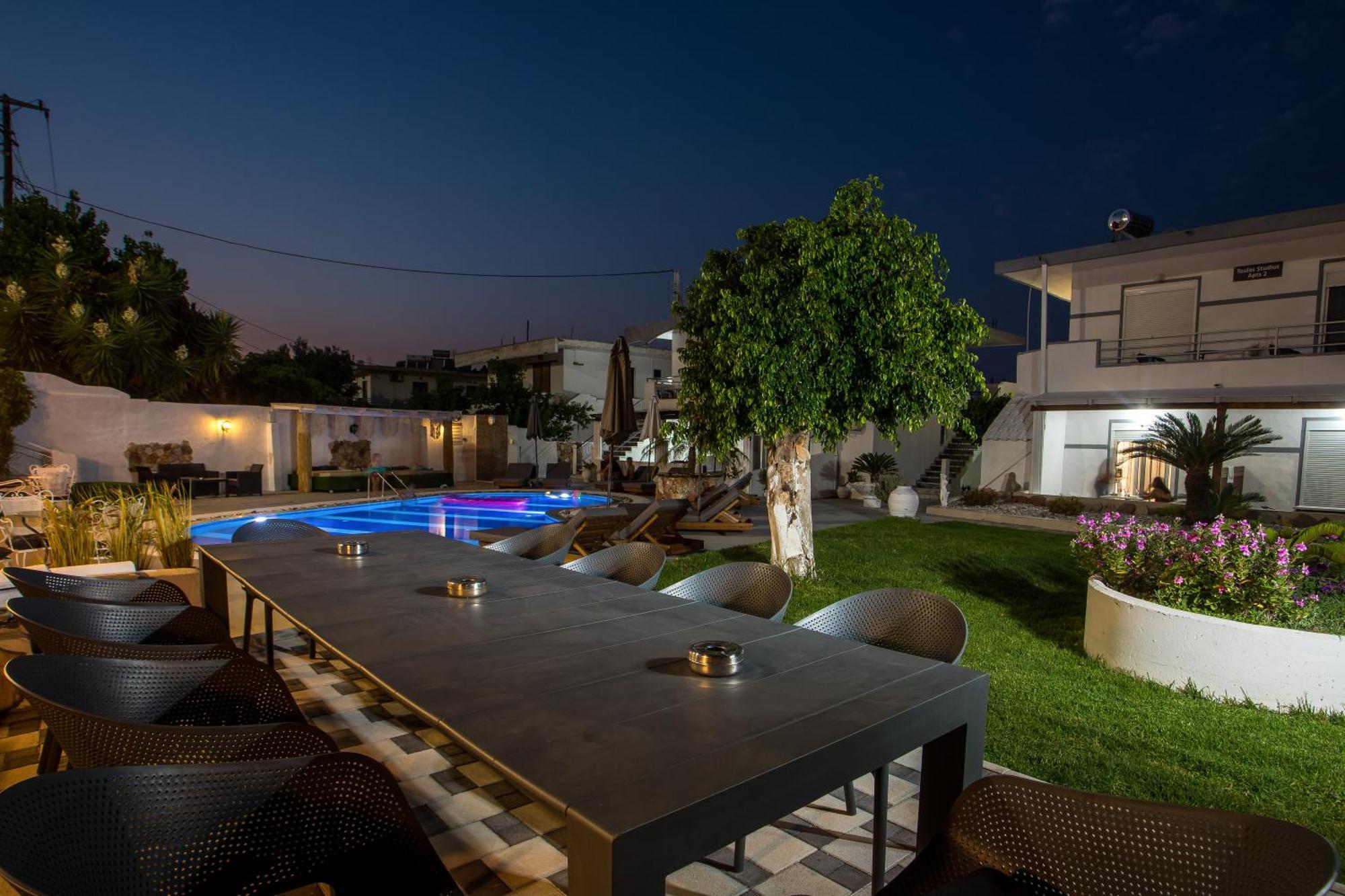 Toula'S Apartments Фаліракі Екстер'єр фото