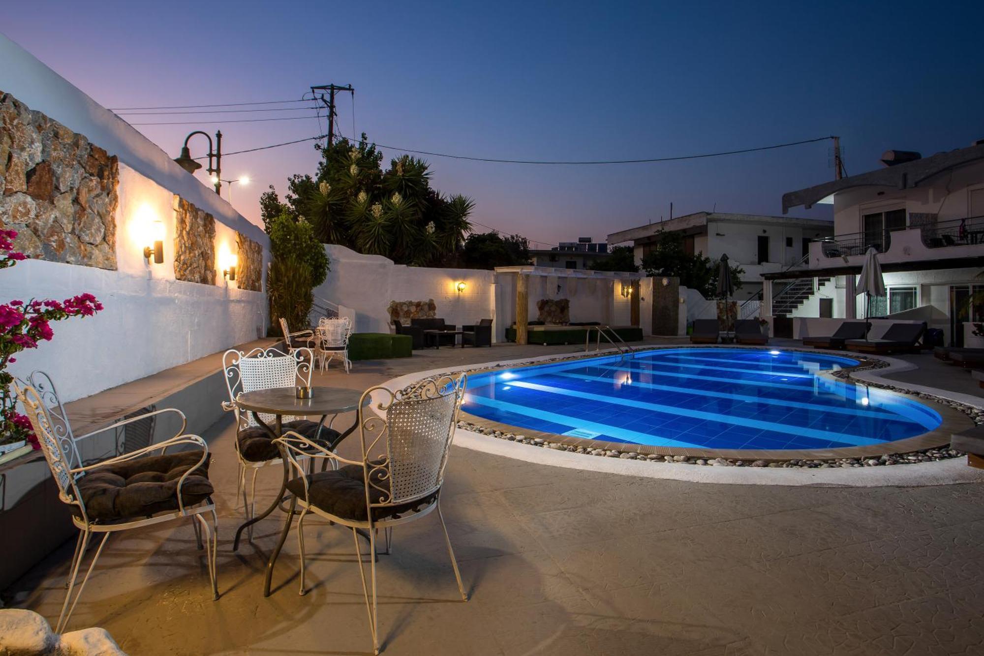Toula'S Apartments Фаліракі Екстер'єр фото